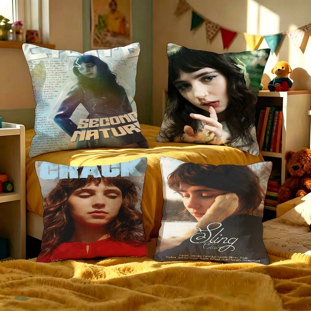 Singer C-Clairo Charm P Pillow - Home Textiles Inc recension och pris